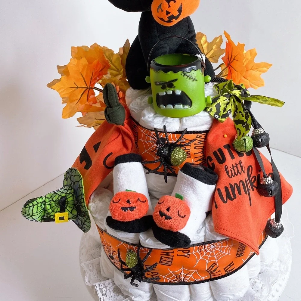 Halloween Diaper Cake, Halloween Baby gift